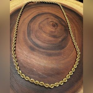 VINTAGE gold tone rope necklace